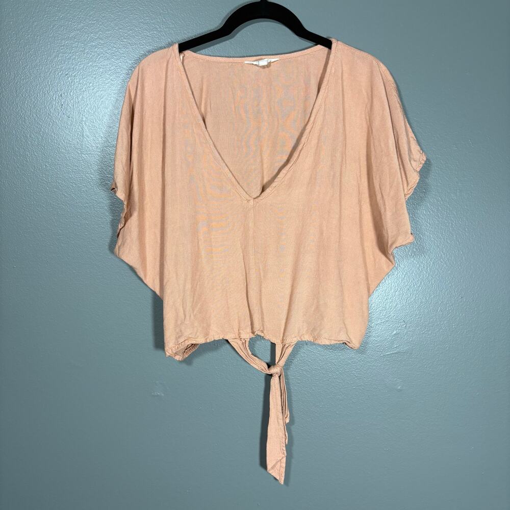Sim & Sam Women's Peach Boho Minimalist Cropped Top - Size Medium - Tie Front